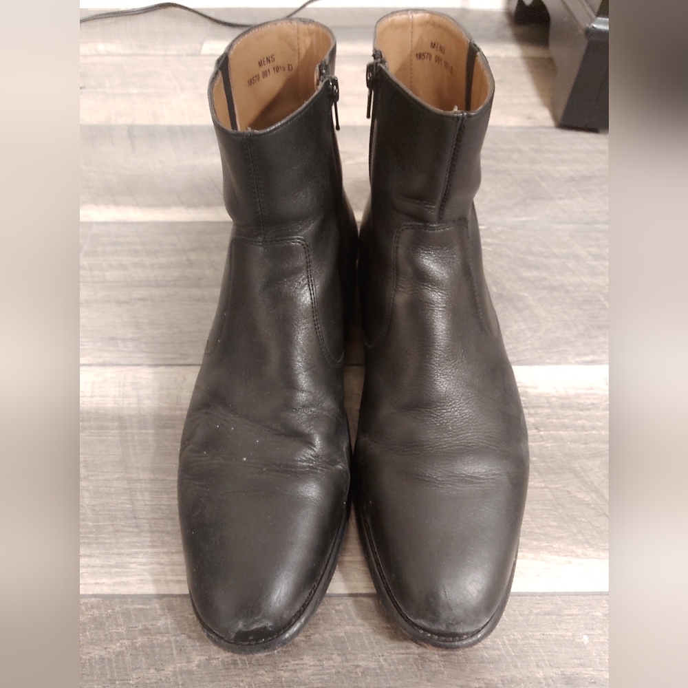 Florsheim men's black boots, size 10.5